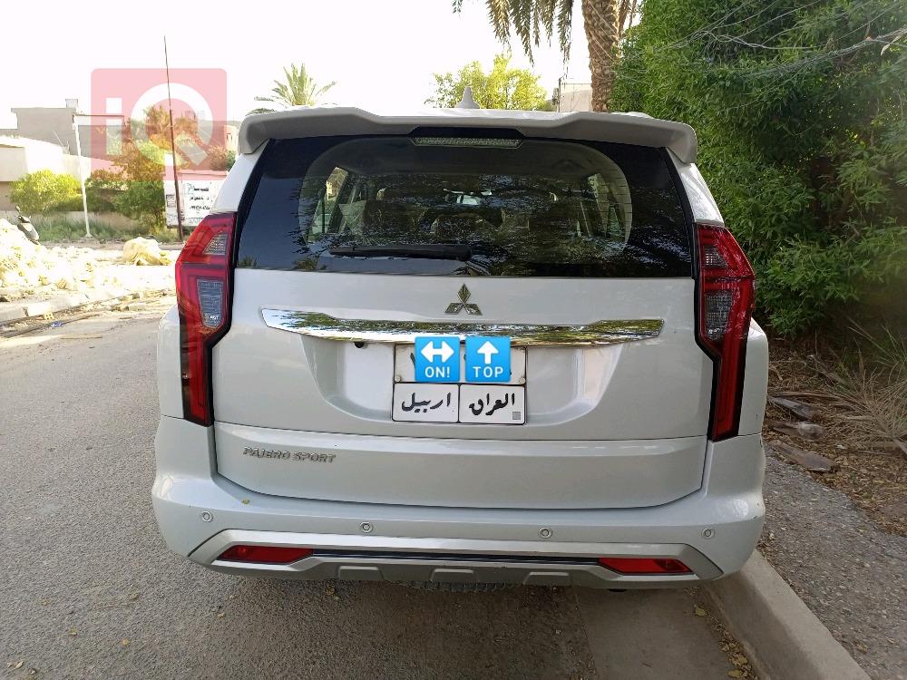 ميتسوبيشي باجيرو سبورت